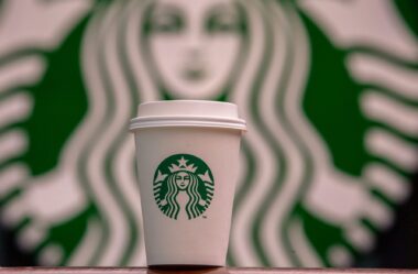 Starbucks: a Maior Loja do Mundo se Popularizou em Tóquio