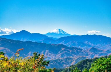 Monte Takao: Um Refúgio Natural para Todas as Estações