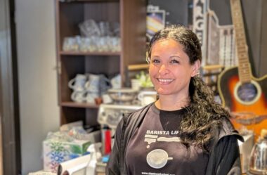 Jessykha Fushiki: Do Sonho à Realidade no “Enjoy Café”